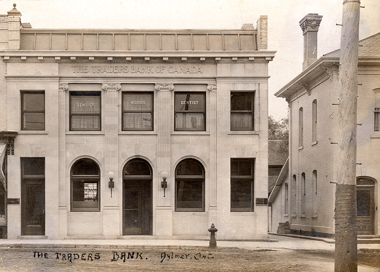 Photograph of the Traders Bank, c. 1909